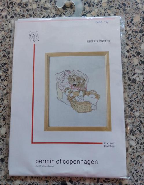 Nieuw Borduurpakket Beatrix Potter Egelvrouwtje no 12-1403, Hobby en Vrije tijd, Borduren en Borduurmachines, Nieuw, Borduurpakket