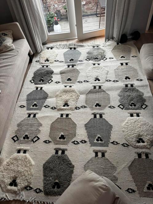 Stylish Benuta Rug – 160x230 cm, Huis en Inrichting, Stoffering | Tapijten en Kleden, Gebruikt, 150 tot 200 cm, 200 cm of meer