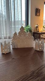 Kerst. Voor waxinelichtjes. Wit metaal., Diversen, Kerst, Ophalen of Verzenden, Zo goed als nieuw