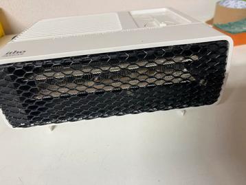 Itho Caravan Kachel - 500W - Incl. Wandbeugel beschikbaar voor biedingen