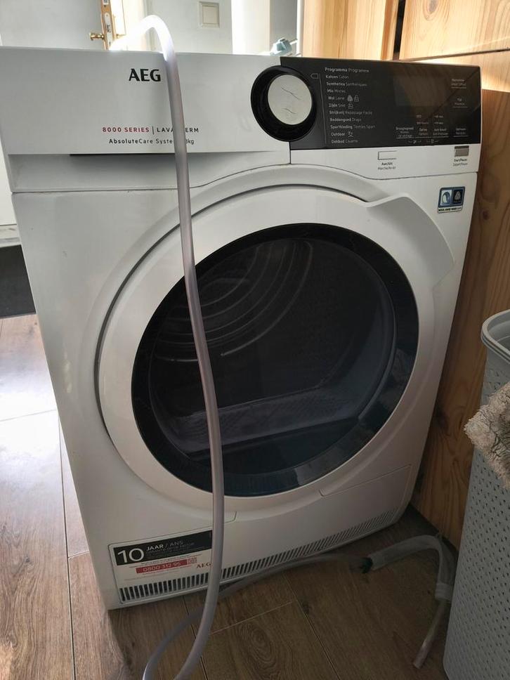 AEG 8000 series warmtepomp wasdroger, Witgoed en Apparatuur, Wasdrogers, Gebruikt, Luchtafvoer, Voorlader, 8 tot 10 kg, Minder dan 85 cm