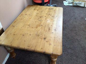 Grenen tafel. Maat 120cm bij 80 cm