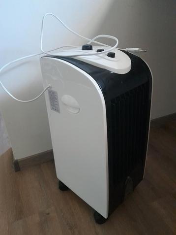 Goedwerkende kleine airco beschikbaar voor biedingen