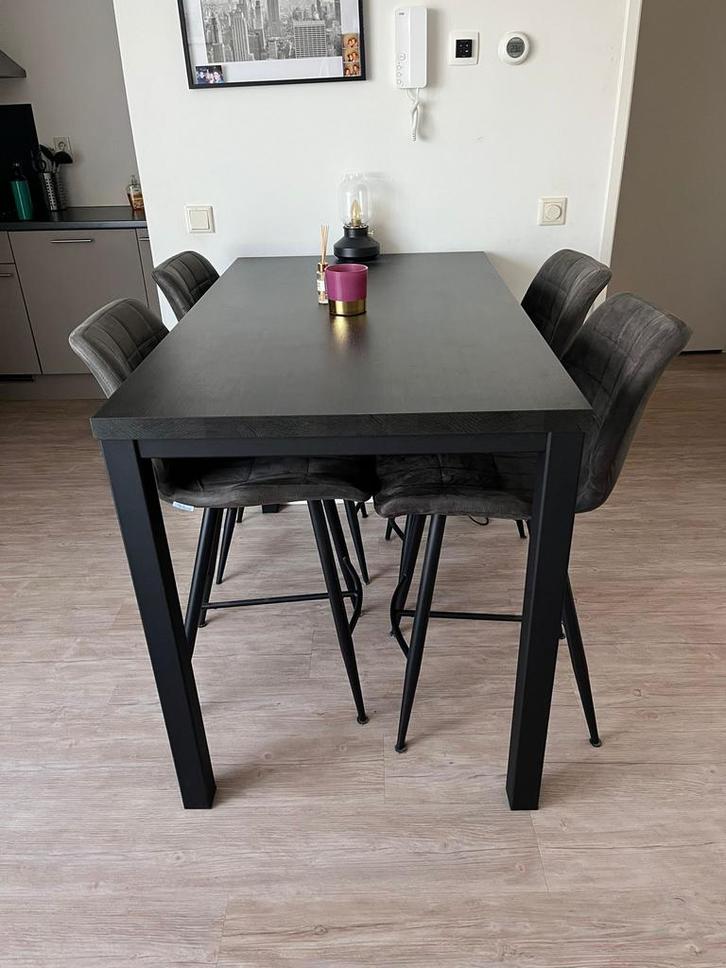 Bartafel met 4 stoelen - 140x80 cm - Groningen, Huis en Inrichting, Stoelen, Zo goed als nieuw, Vier, Hout, Zwart, Ophalen