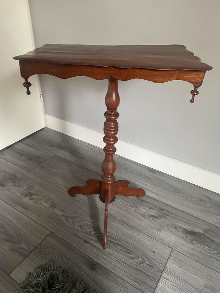 Antiek Wijntafeltje / Bijzettafeltje, Antiek en Kunst, Antiek | Meubels | Tafels, Ophalen