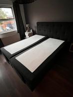 Gratis 2 persoons boxspring met matrassen, Huis en Inrichting, Ophalen, Gebruikt, 210 cm, Tweepersoons
