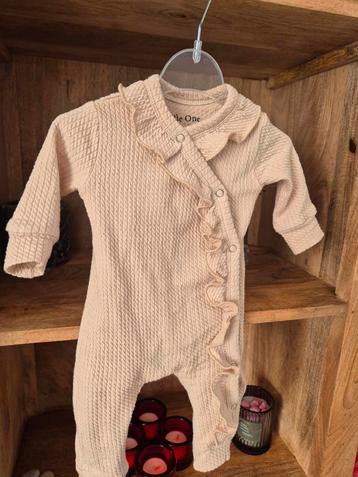 Zgan Boxpakje Ruffel kabel naturel (van little one clothing) beschikbaar voor biedingen