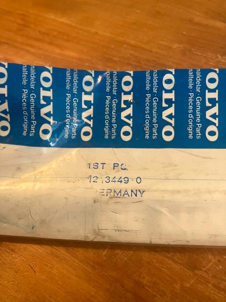 Volvo 140 164 Emblemen Nieuw Origineel, Auto-onderdelen, Carrosserie en Plaatwerk, Achterklep, Volvo, Voor, Nieuw, Ophalen of Verzenden