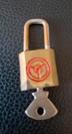 Vintage Hangslot met Sleutel, Antiek en Kunst, Ophalen of Verzenden