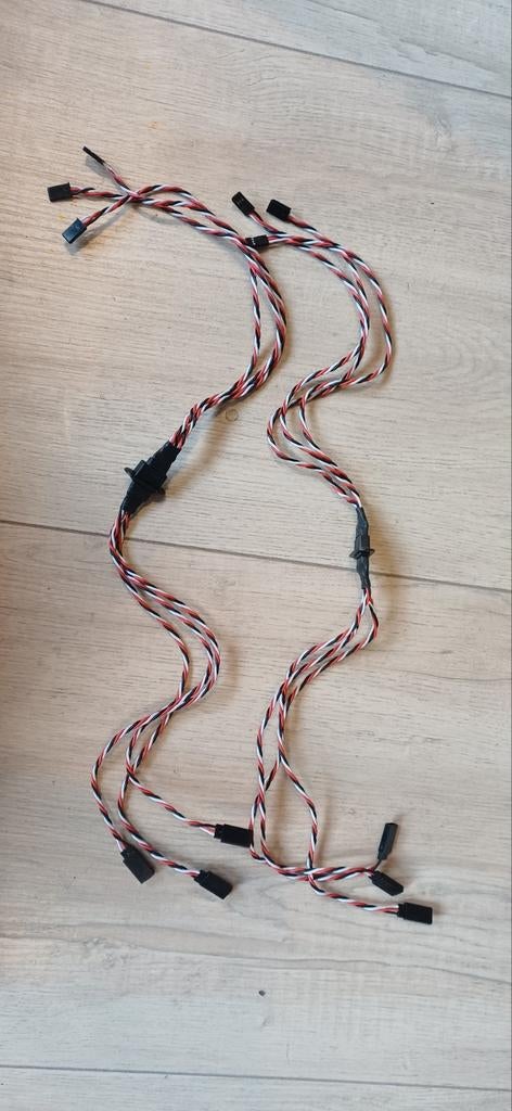 Mpx 3-way Wingconnectors 60 lang 25 euro, Hobby en Vrije tijd, Modelbouw | Radiografisch | Vliegtuigen, Ophalen of Verzenden, Nieuw