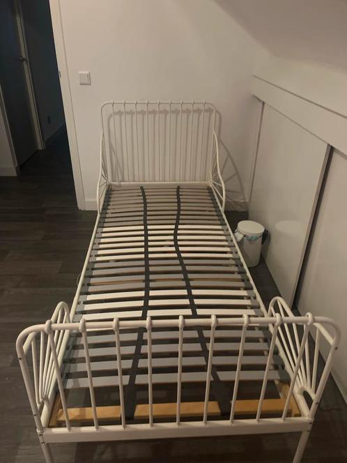 Wit Metalen Kinderbed 90x200, Huis en Inrichting, Slaapkamer | Bedden, Gebruikt, Eenpersoons, 90 cm, 200 cm, Metaal, Wit, Ophalen