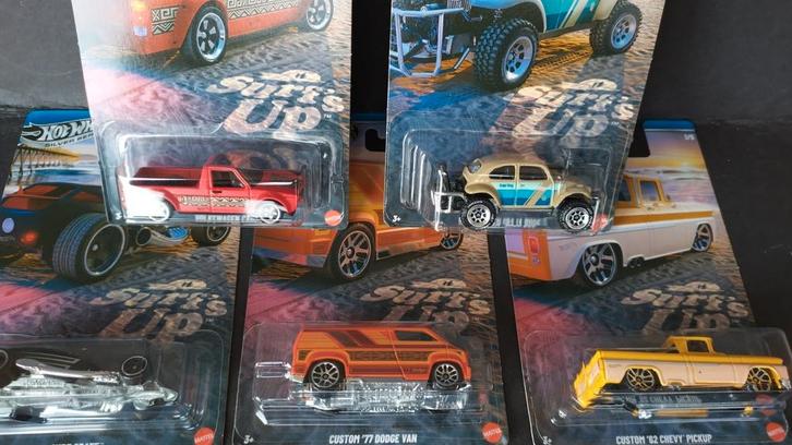 Volkswagen Baja Bug Caddy Chevy Hotwheels set surf Pol, Hobby en Vrije tijd, Modelauto's | Overige schalen, Verzenden