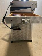 Viskoffer met 2 laden en zitkussen - goede staat, Watersport en Boten, Ophalen of Verzenden, Gebruikt, Overige typen