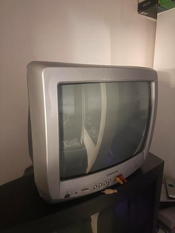Beeldbuis TV (moet nu weg) CRT Retro gaming beschikbaar voor biedingen