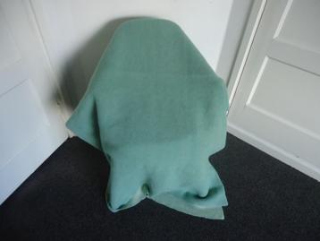Aangeboden: 1x echte vintage wollen deken, groen 195x165 beschikbaar voor biedingen