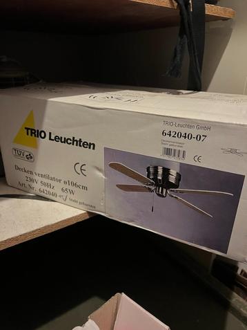 Plafond ventilator beschikbaar voor biedingen