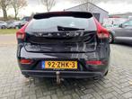 Volvo V40 1.6 T3 Momentum *Climate*|Cruise|NAP|Navi|Camera|P, Voorwielaandrijving, Gebruikt, 4 cilinders, Startonderbreker