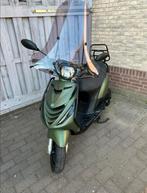 "Supermooie complete Piaggio ZIP 50-100 4T Mat Groen, Fietsen en Brommers, Scooters | Piaggio, Ophalen, Gebruikt, Maximaal 45 km/u