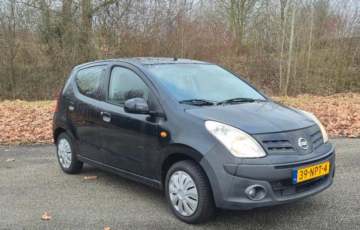 Nissan Pixo 1.0 50KW 5D 2010 Zwart Airco APK, Auto's, Nissan, Particulier, Pixo, Airbags, Airconditioning, Centrale vergrendeling
