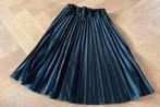 Zwarte plisse rok maat s/m, Kleding | Dames, Rokken, Zwart, Ophalen of Verzenden, Zo goed als nieuw, Maat 36 (S)