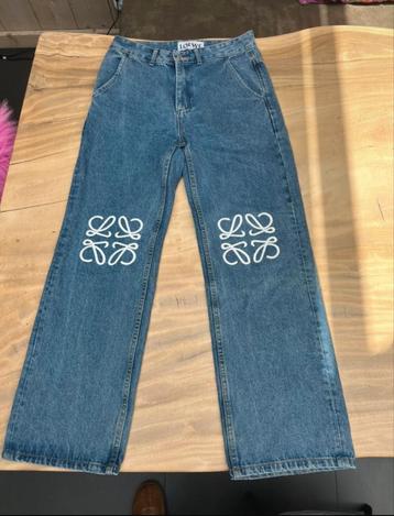 Loewe anagram jeans beschikbaar voor biedingen