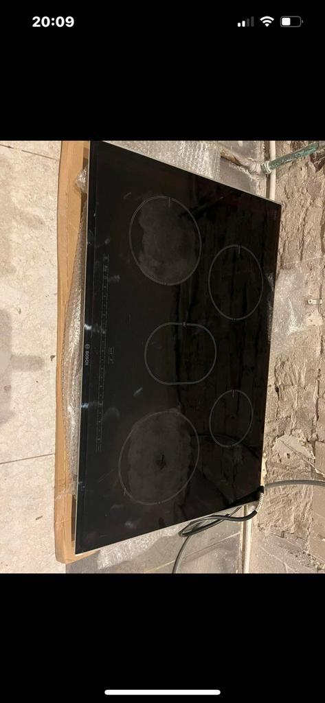 Bosch inductiekookplaat inclusief perilexstekker (2 fasen), Witgoed en Apparatuur, Kookplaten, Gebruikt, Inbouw, Inductie, 4 kookzones