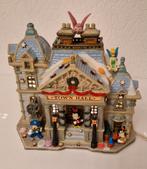 Prachtig kerstdorp met o,a
minnie,mickey, goofy. Tinkerbell, Ophalen of Verzenden, Mickey Mouse, Zo goed als nieuw, Beeldje of Figuurtje