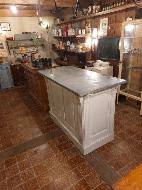 kleine toonbank 140 cm met zinken blad 3 lades en 2 deurtjes, Antiek en Kunst, Curiosa en Brocante, Ophalen