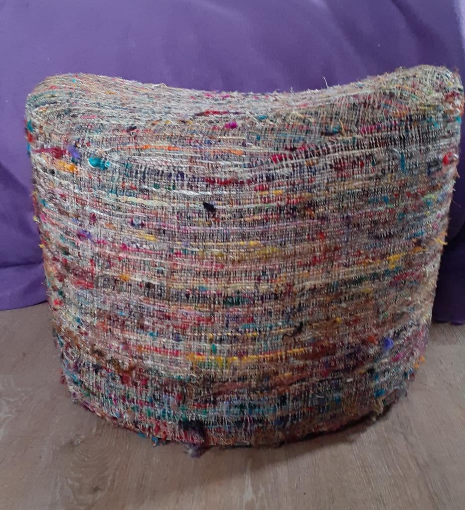 Beklede poef Ikea plus kussentjes, Ophalen, Rond, Minder dan 50 cm