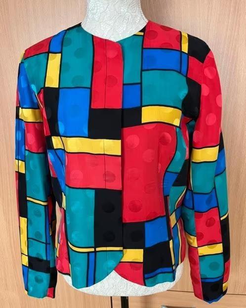 Zijden jasje van Anne Grimmins for Umi collection 42[Dm], Kleding | Dames, Jasjes, Kostuums en Pakken, Zo goed als nieuw, Jasje