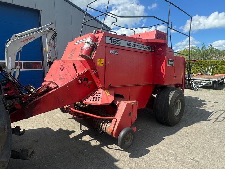 Balenpers Massey Ferguson 185 strobalen / hooibalen /Preston, Zakelijke goederen, Agrarisch | Werktuigen, Akkerbouw, Veehouderij