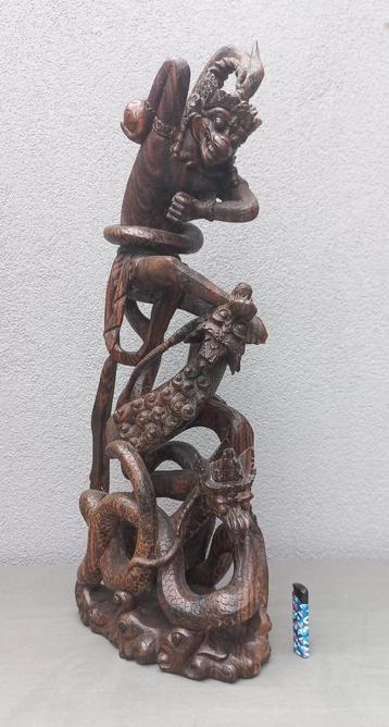 Hanuman/Naga-drakenbeeld, 8,5kg 1stuk coromandel hout 73 cm. beschikbaar voor biedingen