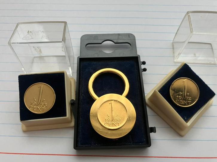 Vergulde 1 cent munen met manchetknoop, Postzegels en Munten, Munten | Nederland, Koningin Juliana, Ophalen of Verzenden