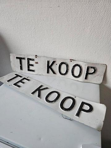 Oude 'Te Koop' Borden - Set van 2 beschikbaar voor biedingen