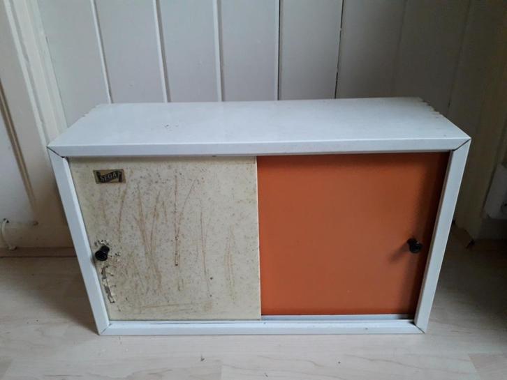 Groot medicijnkastje / apothekerskast vintage retro SEGA, Antiek en Kunst, Curiosa en Brocante, Ophalen of Verzenden