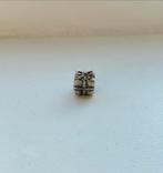 Pandora 790300, Charm Cadeau - Zilver, Gebruikt, Pandora, Ophalen of Verzenden, 1 bedel