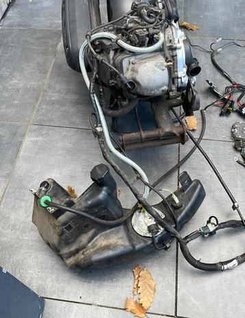 Piaggio Zip iget Benzinetank euro4 euro5 onderdelen zip2000 beschikbaar voor biedingen