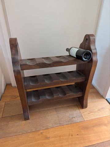 Vintage Brutalist wijnrek 12 flessen  beschikbaar voor biedingen