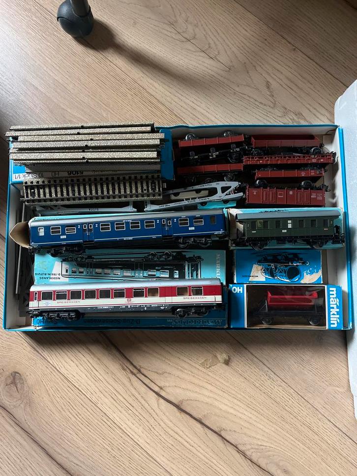 Märklin HO Treinset met Wagons en Rails, Hobby en Vrije tijd, Modeltreinen | H0, Gebruikt, Treinset, Wisselstroom, Märklin, Analoog