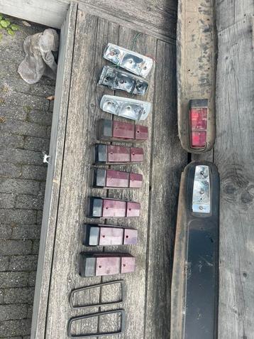 DS ID snoek achterlicht units, allemaal heel. beschikbaar voor biedingen