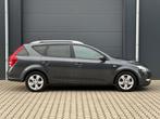 Kia Cee'd 1.4 CVVT X-ECUTIVE BJ010 NAVI LMV, Voorwielaandrijving, Euro 5, Stof, Gebruikt