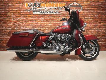 Harley-Davidson FLHX Street Glide 1580 (bj 2010) beschikbaar voor biedingen