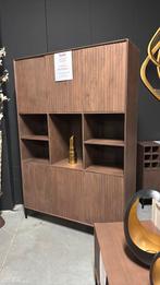Wandkast walnoot, showroom opruiming!, Huis en Inrichting, 200 cm of meer, Ophalen of Verzenden, Zo goed als nieuw, Minder dan 150 cm