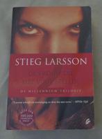 STIEG LARSSON Millennium Trilogie 2 De vrouw die met vuur sp, Boeken, Thrillers, Gelezen, Ophalen of Verzenden, Nederland