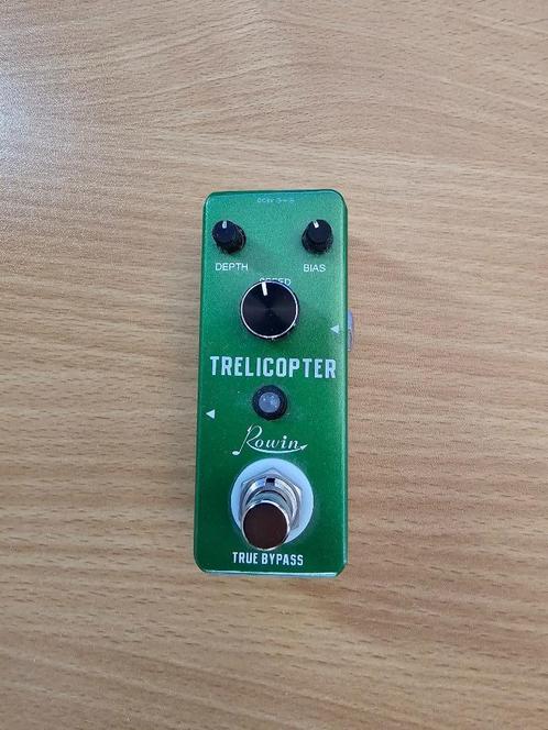 Rowin Trelicopter Tremolo Gitaarpedaal, Muziek en Instrumenten, Effecten, Overige typen, Ophalen of Verzenden
