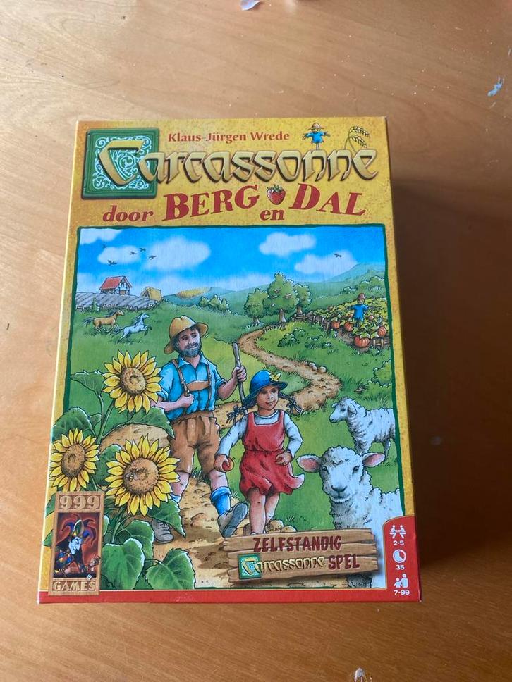 Carcassonne: Berg en Dal - Leuk familiespel vanaf 7 jaar!, Hobby en Vrije tijd, Gezelschapsspellen | Bordspellen, Zo goed als nieuw