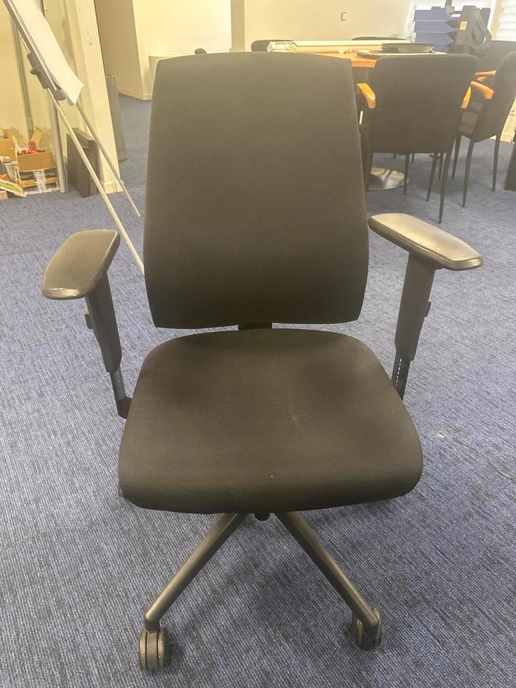 Zwarte Bureaustoel - Comfortabel en Ergonomisch, Huis en Inrichting, Bureaustoelen, Gebruikt, Bureaustoel, Zwart, Ergonomisch