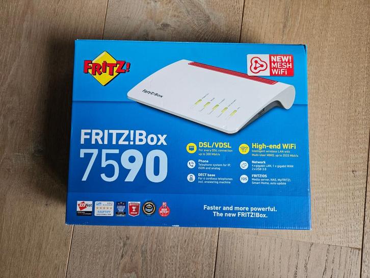 FRITZ! Box 7590 WLAN Router / NIEUW in doos / MESH, Computers en Software, Routers en Modems, Nieuw, Router met modem, Ophalen of Verzenden