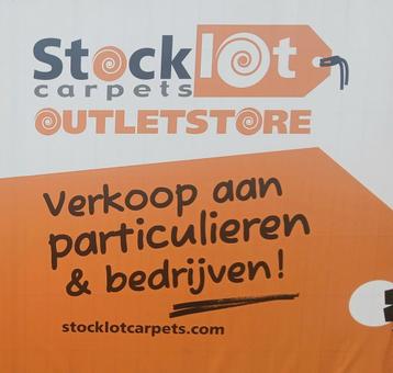 Vloeren outlet store. beschikbaar voor biedingen