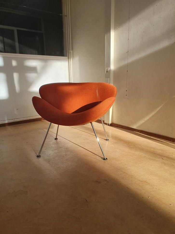 Artifort Orange Slice Stoel - Designicoon, Huis en Inrichting, Stoelen, Zo goed als nieuw, Eén, Metaal, Stof, Overige kleuren